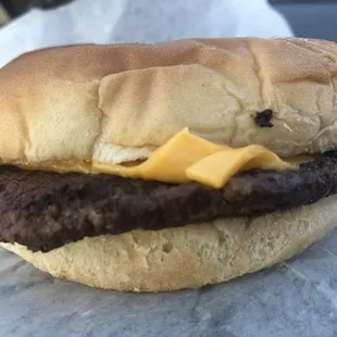 Cheeseburger Deluxe