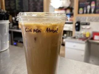 Lake Country Crafts & Cones