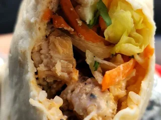 Yummi Tacos & More