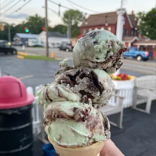 Mint avalanche cone