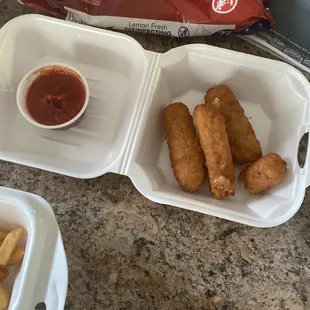 Monzzarla  sticks