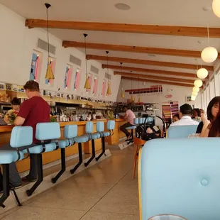 It&apos;s a diner
