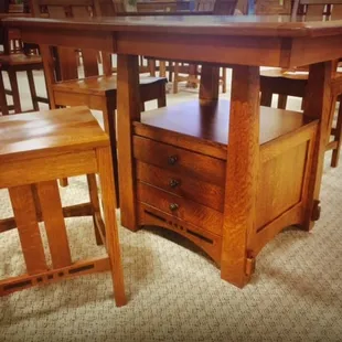 48" x 48" Colebrook Cabinet with 1 butterfly leaf. 1/4 Sawn White Oak