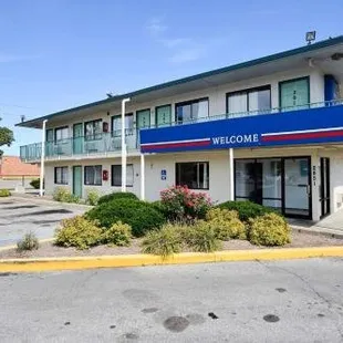 Welcome Inn - a former Motel 6