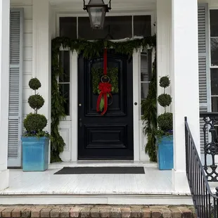 The front door to one of the houses Sheila had on her tour. We loved the square Christmas wreath.