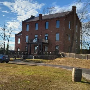 a red brick building