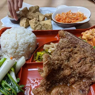 Best Taiwanese pork chop in Sugarland along with authentic Stinky tofu!