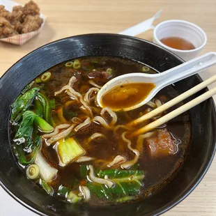 Taiwanese beef noodle soup and fried chicken, very good must try