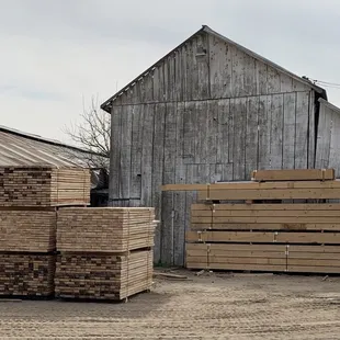 Custom cut lumber from logs from the heart of the Sierra Nevada Mountains