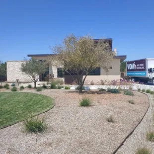 Backer in the large truck with ease