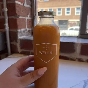 Strength - carrot, orange, pineapple, ginger, tumeric