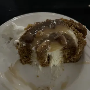 Pumpkin roll with maple sauce with walnuts