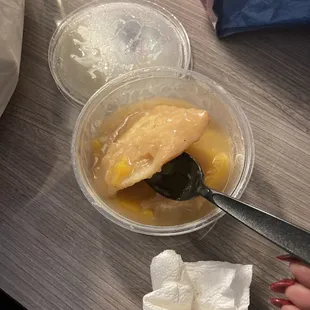 Wong tong noodle substituted for crust. YUCK!