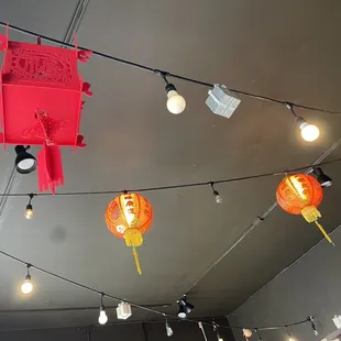 Lanterns in The restaurant