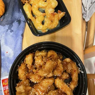 Walnut Prawns ()