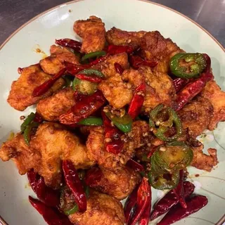 Braised Crispy Chicken with Red Chili Oil ()