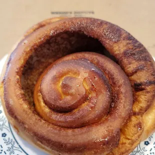 Huggers cinnamon roll