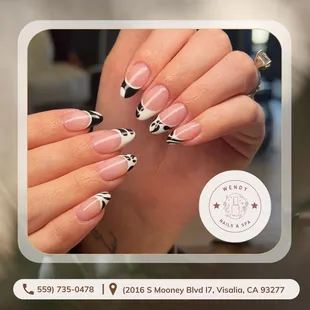 Minimalist but stylish, French tips add the perfect touch of elegance to your nails!