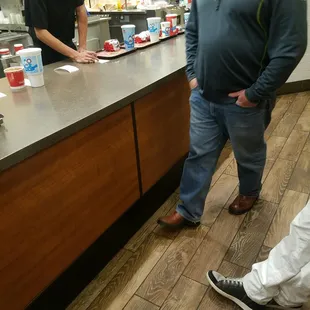 This is the now 40 minute wait of one of the patrons. Minimum wage, eat your heart out.