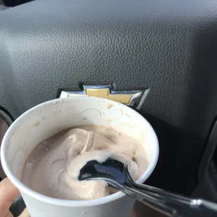 Seemed really unorganized and then I found a hair in my frosty, only thing I ordered, and could t eat it anymore.