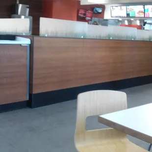 the inside of a fast food restaurant