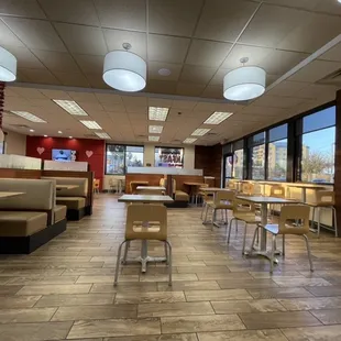 Dining areas as of March, 2021.  Clean with friendly staff and food consistent with the brand.