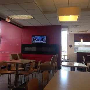 TV playing the NFL Network