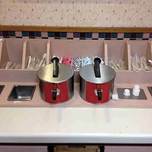 Condiment Stand - Wendy&apos;s - Redmond