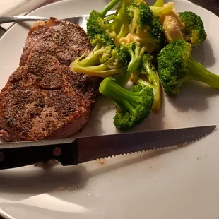 There serving pork chops and broccoli  at Wendy&apos;s