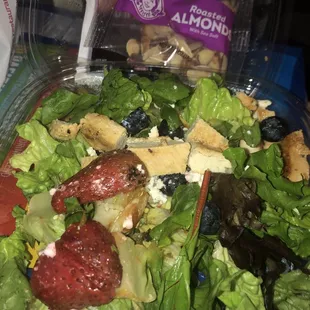 Berry walnut salad at Wendy's in broadway and Kolb.  I guess you need a reminder to eat at home sometimes.