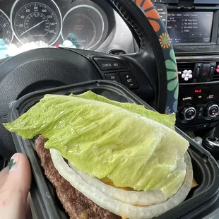 Lettuce for bun burger at Wendy's!