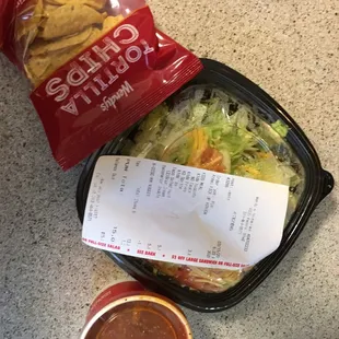 Gee thanks for half of the salad!!