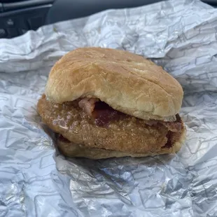 Maple bacon chicken croissant