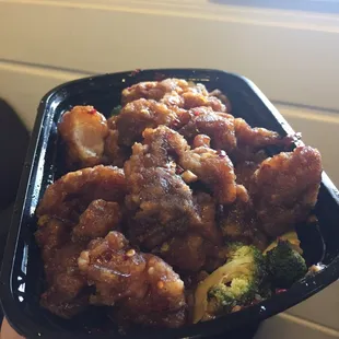 food, chicken wings and fried chicken