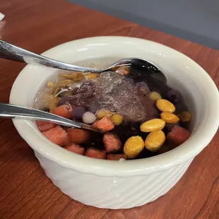 Dessert soup
