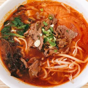 Tomato beef rice noodle soup