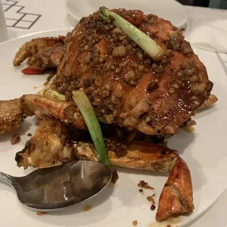 Hong Kong Style Dungeness Crab Dinner