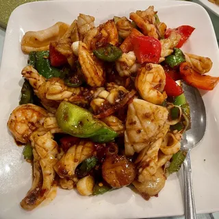 Szechuan Mix Seafood with Vegetable Dinner