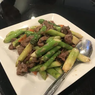 Marinated Beef with Asparagus Dinner