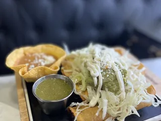 El Paraiso Mexican Restaurant