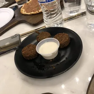 Falafel Plates (5 pieces)