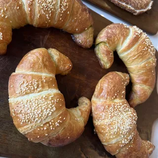 Zaatar Croissant