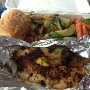 This picture doesn&apos;t give justice to the tilapia and grilled vegetables.  Great lunch pick.