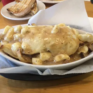 Breakfast Poutine