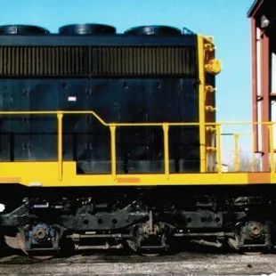 getting ready to paint WSU train West &amp; Co Painting - paints for the K&amp;O Railroad