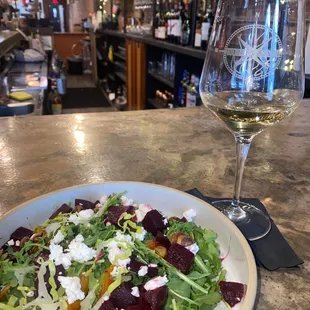 Beat and arugula salad