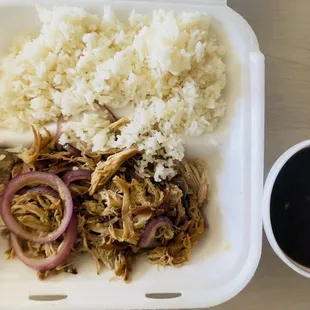Lechón asado with rice and beans