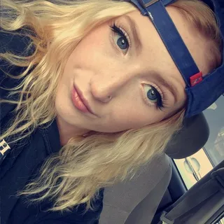 Lia F.