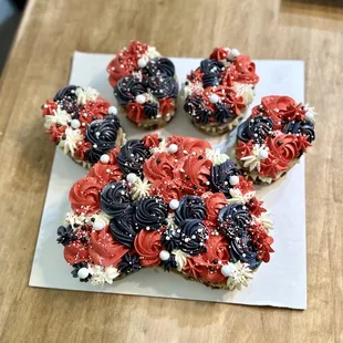 Cardinal Huskie Paw Cookie Cake