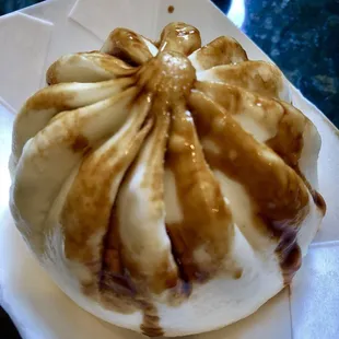 Steamed pork bun